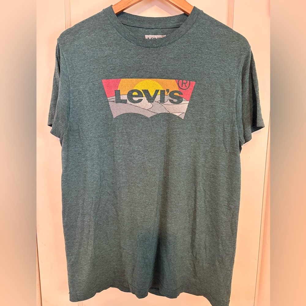 Levi's Green Crew Neck Tee